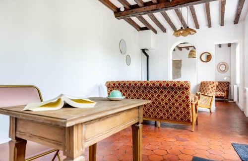 Sainte-Honorine-des-Pertes House | Les Merveilles