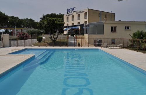 Lunel Hotel | Les Mimosas