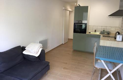 Villelongue-dels-Monts Apartment | Les Mimosas Apartments