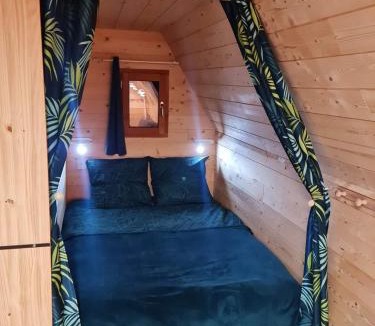 Saint-Martin-Saint-Firmin Ski Chalet | Les Mini-Chaumières