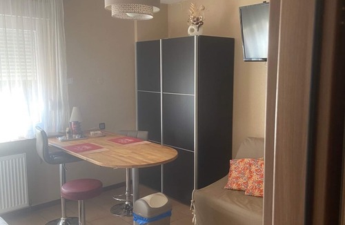 Seingbouse Hotel | Les Mirabelles