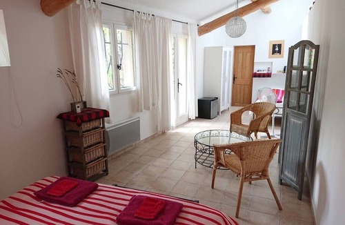 Anduze Bed & Breakfast | Les Montades: Chambre Adeline