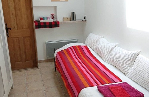 Anduze Bed & Breakfast | Les Montades: Chambre Adeline