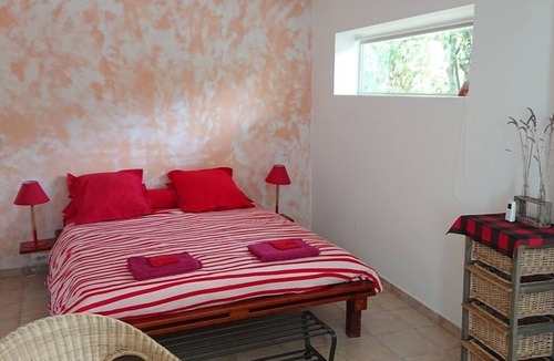 Anduze Bed & Breakfast | Les Montades: Chambre Adeline