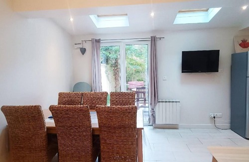 Villers-sur-Mer Apartment | Les Muguets" flat with garden and barbecue
