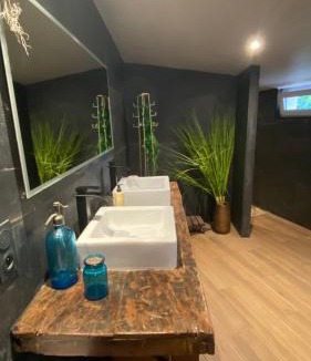 Lannion Bed & Breakfast | Les murmures de l'eau, chambre d'hôtes avec jacuzzi