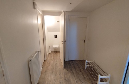 Vouvray Bed & Breakfast | Les nichoirs - 60m² room in Vouvray - bathroom and separate toilet