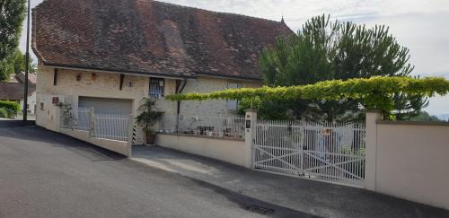 Creys-Mepieu House | Les nichoirs Pusignieu