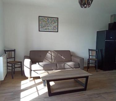 Le Loroux-Bottereau House | Les Noisetiers