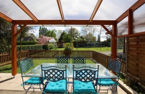 Lespourcy House | LES Nuages Fleuris - EST