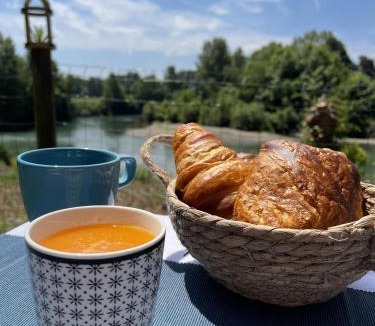 Sorde-lAbbaye Bed & Breakfast | Les nuits de Cassiopee