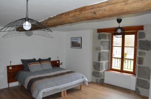 Saint-Projet-de-Salers Bed & Breakfast | Les Nuits de Vieillespeze
