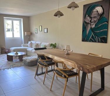 Saint-Affrique House | Les Nuits Insouciantes