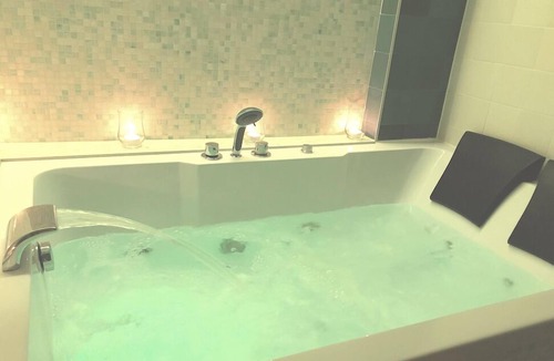 Cournonterral House | Les Nuits Pétillantes