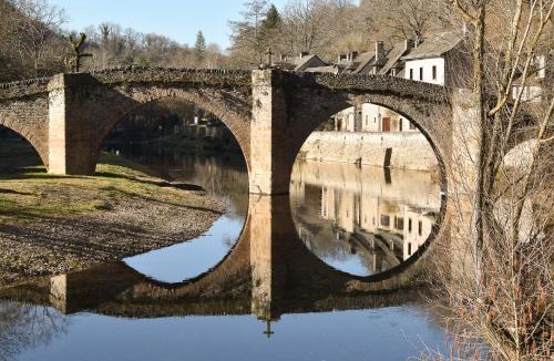 Belcastel House | Les Oiseaux De Belcastel, family house