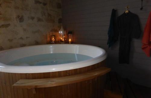 Chaillevois House | Les Oiseaux de Passage