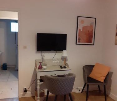 Saint-Florent-sur-Cher Bed & Breakfast | Les Oiseaux chambre d'hôtes