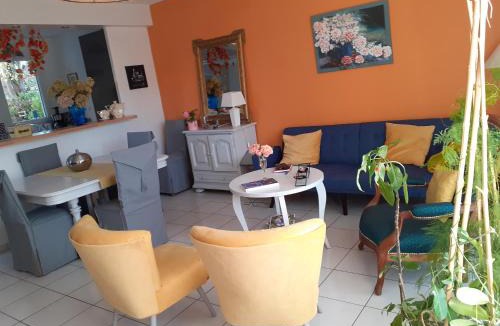 Saint-Florent-sur-Cher Bed & Breakfast | Les Oiseaux chambre d'hôtes