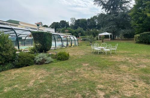 Camblain-Chatelain Apartment | Les Oiseaux Résidence