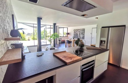 Nice House | Les Oliviers by Interhome