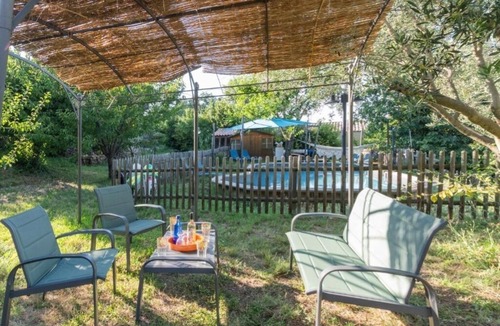Salazac Apartment | Les Oliviers - Le Chant des Tongs