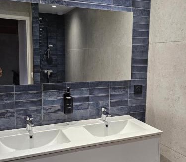 Castelnau-d'Aude House | Les Oreillers Multicolores