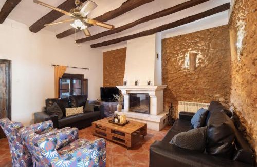 Sant Jaume dels Domenys House | Les Orenetes casa rural