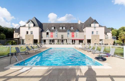 Epiniac Hotel | Les Ormes Domaine et Resort