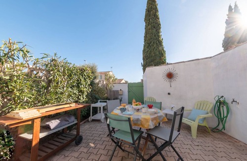 Le Grau-Du-Roi House | Les Oyats by Interhome