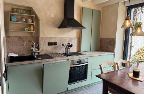 Regnezville-sur-Mer House | Les Palmiers