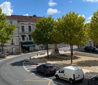 Verteillac House | Les Papillons