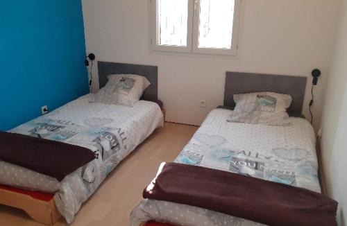 Le Sambuc House | les papyrus avec draps