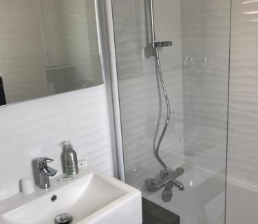 La Roche-sur-Yon Hotel | Les Pastels