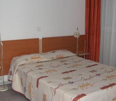 Salies-de-Bearn Apartment | Les Pavillons du Rooy