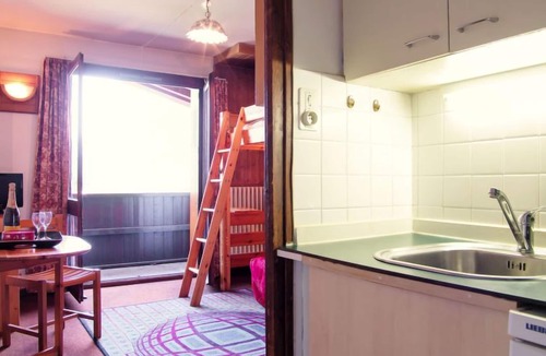 Chamonix City Centre Apartment | Les Periades by Interhome