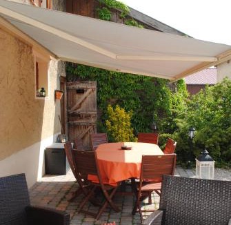 Saint-Germain-la-Ville Bed & Breakfast | Les Perrières