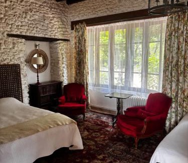 Sandrancourt House | Les Petits Baillis