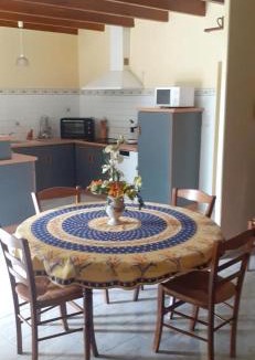 Champagne-le-Sec House | Les petites chaumes