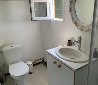 La Voulte-sur-Rhone House | les petits chalets de DUDU