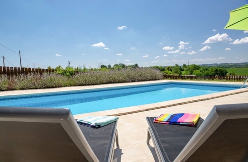 Mazieres-Naresse Villa | Les Petits Champs - Four Bedroom Villa, Sleeps 8