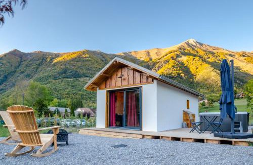 Aspres-les-Corps Ski Chalet | Les Petits Ecrins - Chalets avec spas privatifs