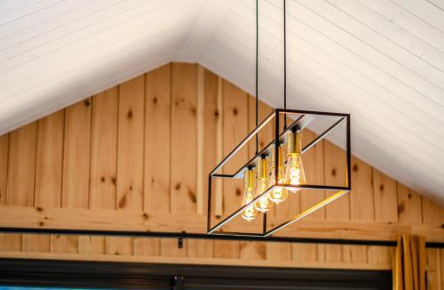 Aspres-les-Corps Ski Chalet | Les Petits Ecrins - Chalets avec spas privatifs