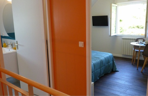 Marcillac-Vallon Bed & Breakfast | Les Petits jardins room