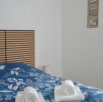 Royallieu Village Apartment | Les Peupliers Appart de Charme