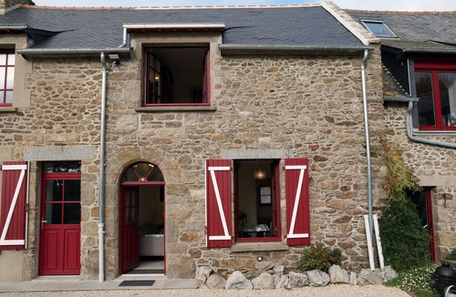 Cancale Villa | Les phares du Haut Bout