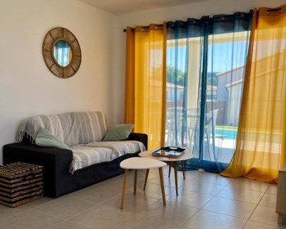 Vallon-Pont-d'Arc Villa | Les Photinias