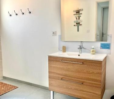 Vallon-Pont-d'Arc Villa | Les Photinias