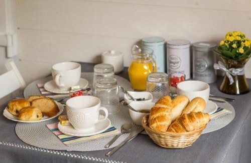 Merville-Franceville-Plage Bed & Breakfast | LES PIEDS DANS L'EAU