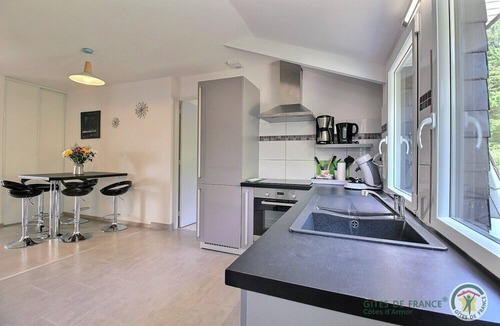 Plouezec House | Les Pieds Dans L'eau