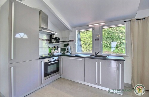 Plouezec House | Les Pieds Dans L'eau